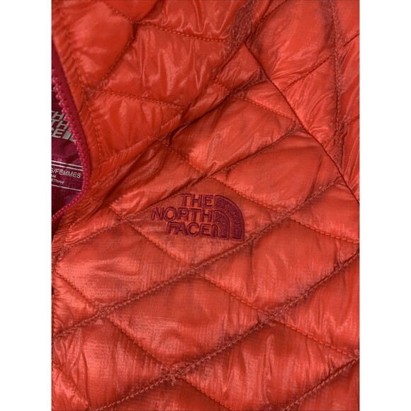 The North Face Thermoball Jacket Womens M Red Coral Quilted Lightweight Packable - Picture 4 of 10